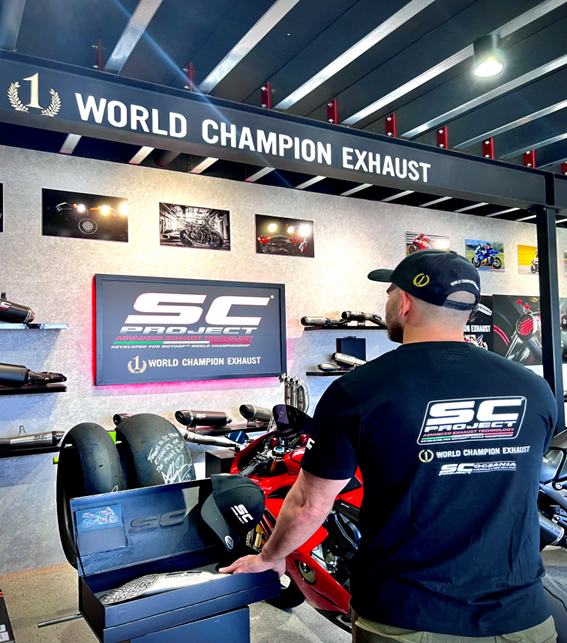 SC-PROJECT OCEANIA EXHAUST SHOWROOM 4